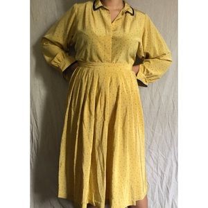 3/$75 Cute Vintage Yellow + Navy Polka Dot Skirt Set